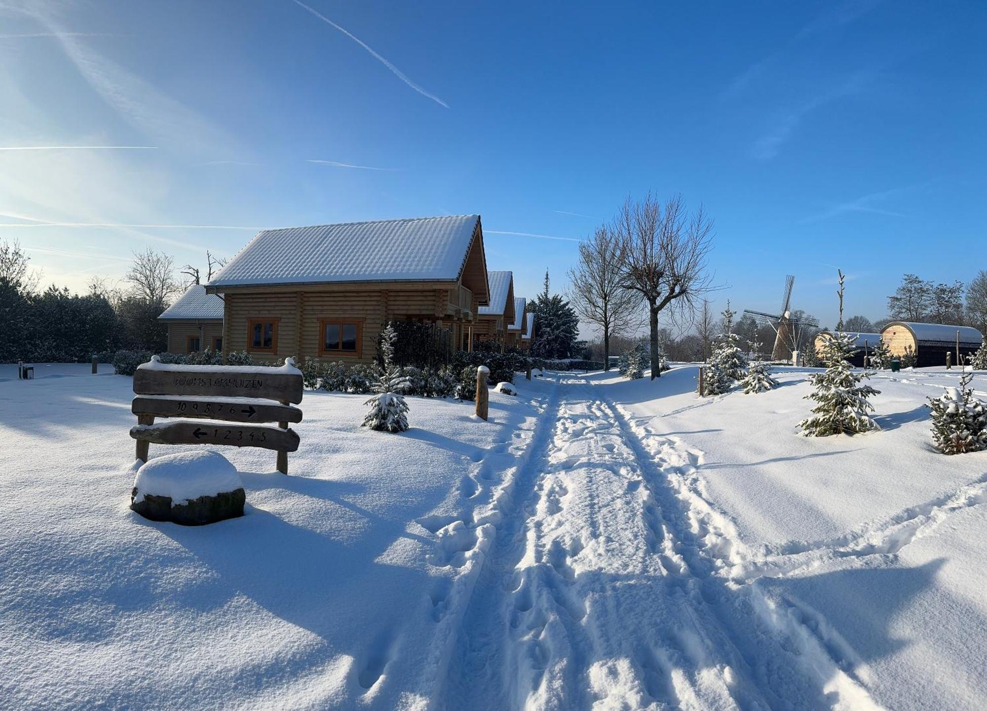 Boomstamhuis High Chaparral Oorsbeek Esterno foto